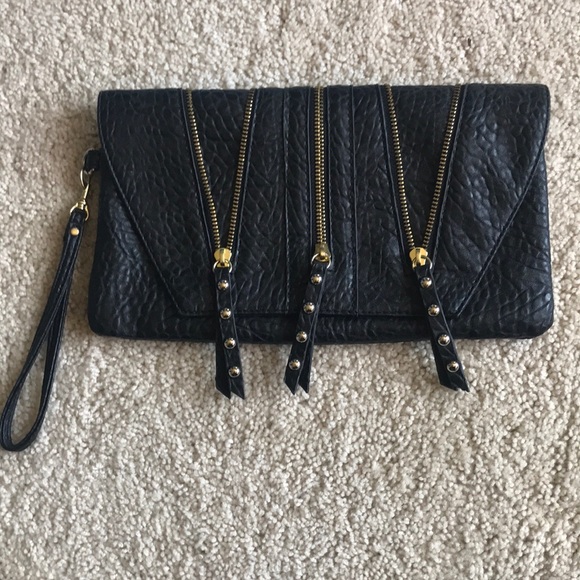Handbags - 🏈ITEMS W/THIS AD $6 EACH! SUPERBOWL WKND SALE🏈